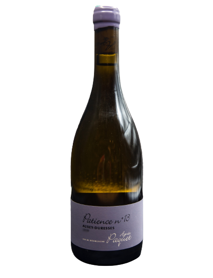 La cuvée "Patience" d'Agnès Paquet est un Auxey-Duresses avec l'intensité d'un Meursault. Son élevage long dévoile une minéralité hors du commun !